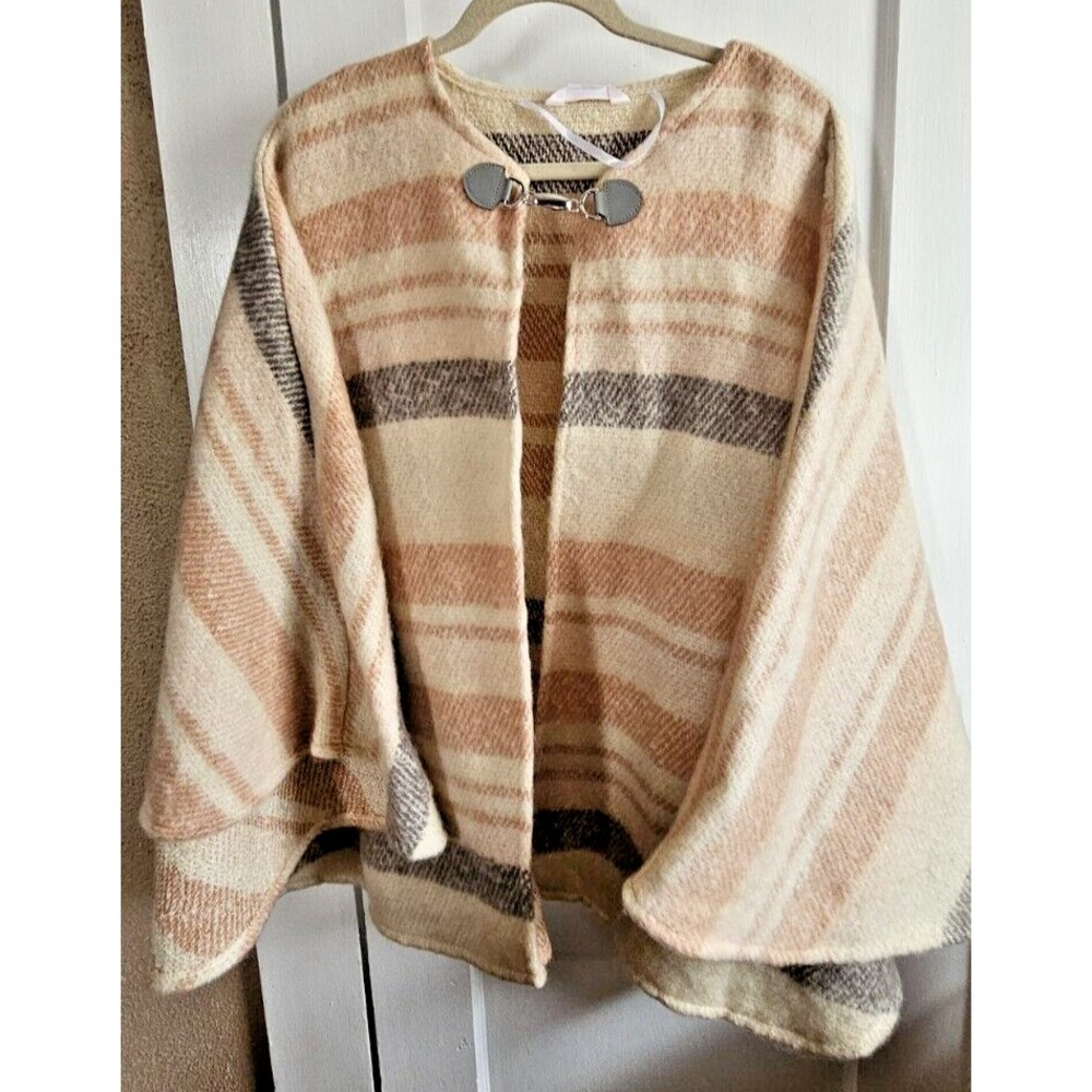 NWT LC Lauren Conrad Blush Neutral‎ style poncho cape size O/S